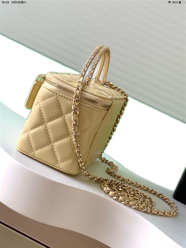 2026127215530452 600